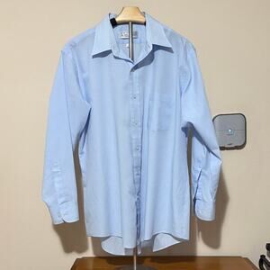 Editions by Van Heusen fitted dress shirt size 17 32/33 pale blue, single needle